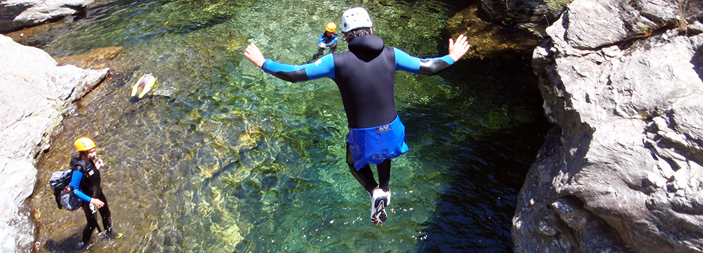 barranquismo o descenso de cañones en asturias